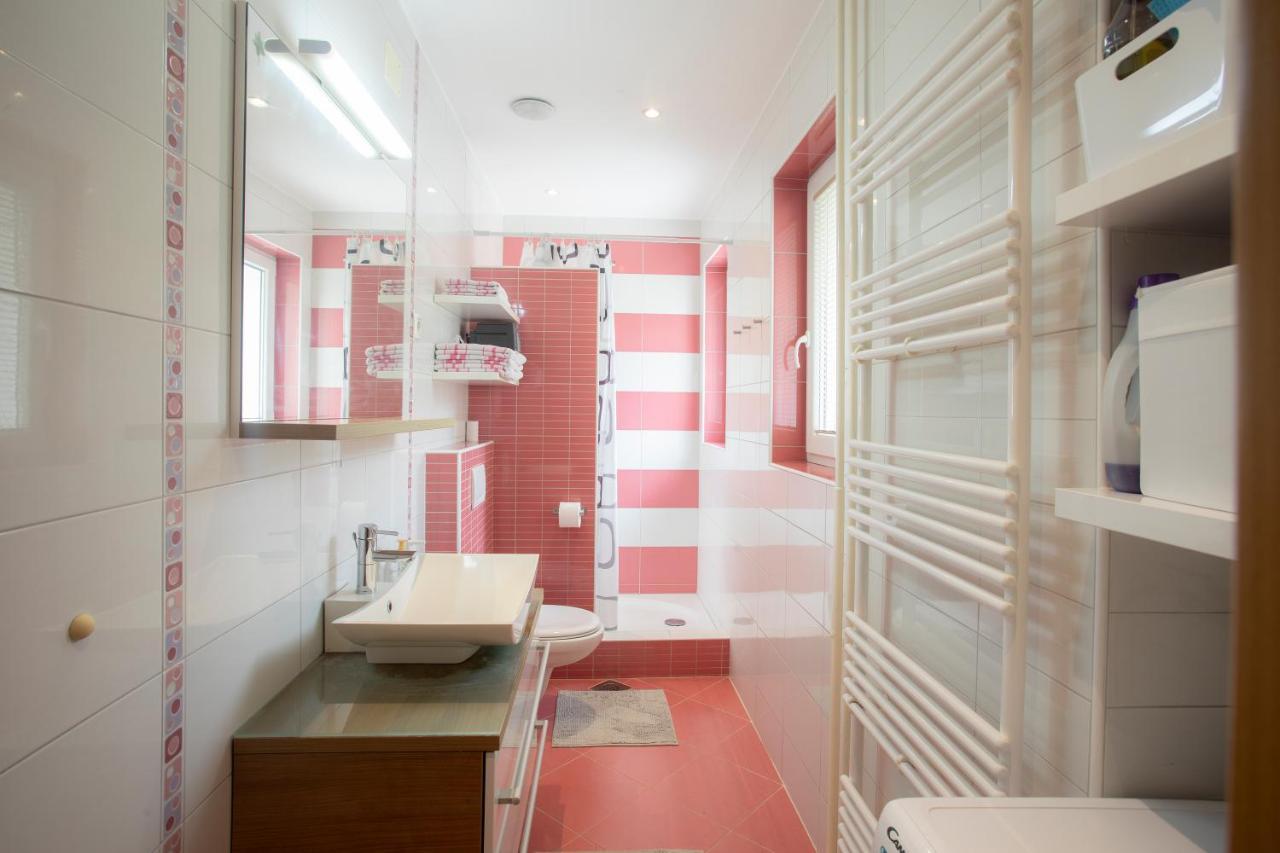 Apartment Rozalija Zirovnica Bagian luar foto
